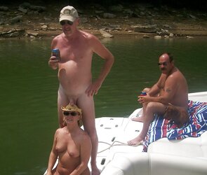 Random nudist (Couples,+)