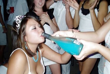DOWNBLOUSE...OOPS MY PUFFIES I
