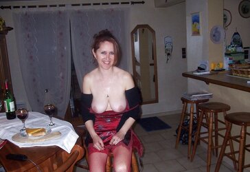 M I L F SYLVIE FROM FRANCE