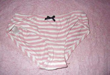 Jiggly teenager gals g-strings