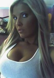 Non-naked Facebook bombshells
