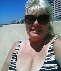 My Favourite PLUMPER Granny (Meaty Knockers, Bosom