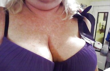 My Favourite PLUMPER Granny (Meaty Knockers, Bosom