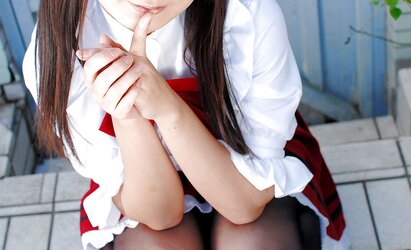 Japanese Cosplay Sweethearts-Chiyoko