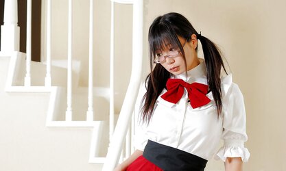 Japanese Cosplay Sweethearts-Chiyoko