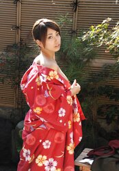 Kimono-02 tiny jugs and giant nips