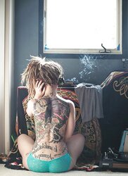 Alt Femmes. Wonderful Stunners.