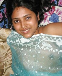 Bare desi gals