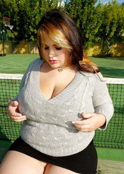 Clothed plumper