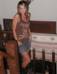Red-Hot inexperienced woman showcasing and displaying her funbags and snatch