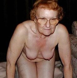 Granny mature combine .