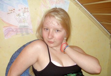 Chubby Blondie German Teenie