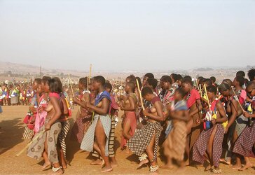 Bare Dame Groups 008 - African Tribal Celebrations