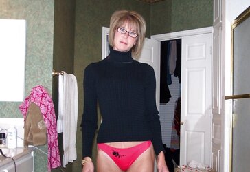 Slender Mature Wifey