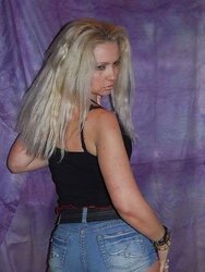 Queens in denim LXXXVII - Palm- and Oral Jobs