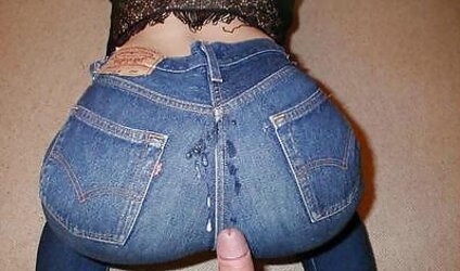 Queens in denim LXXXVII - Palm- and Oral Jobs