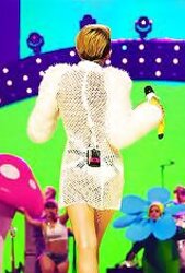 Miley Cyrus iheartradio jamboree