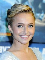 Hayden Panettiere mega bevy