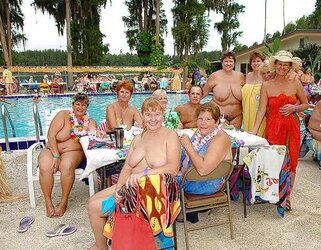 Matures and grannies 67.