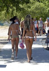 Playas Bathing Suits Tangas Braless Fotos