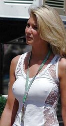 Bra-Less Stiff Nips Pokies