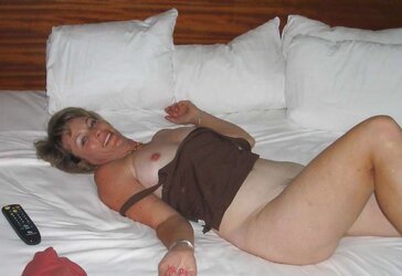 Mature Paramour 058... The Proof Age Is Just a Number