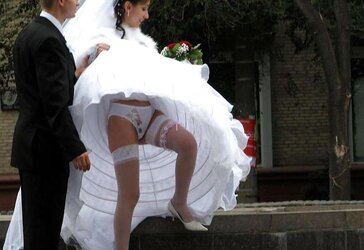Some Upskirt Muff and Upskirt No Undies pice!!!