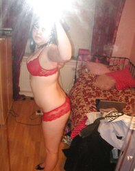 Teenager posing on the mirror