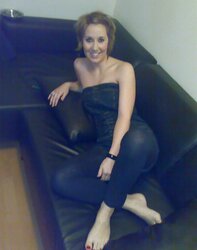 Jizz and tribute for this real french blondie mega-bitch teenager!