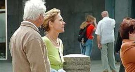 Sans Bra ohne BH unterwegs