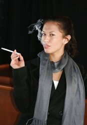 Ariana Fox - Smoking Fetish at Dragginladies