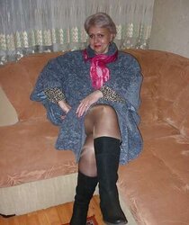 Russian mature dame with super-sexy gams!