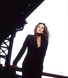 Melina Kanakaredes - Fresh Yorker CSI-Matratze