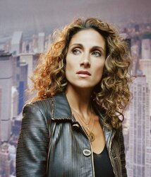 Melina Kanakaredes - Fresh Yorker CSI-Matratze