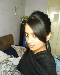 Selfshot pakistani muslim bi-atch