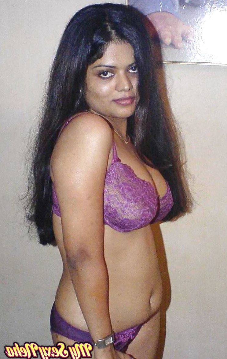 Neha Nair --- Unseen in Jeansss then nippels - ZB Porn