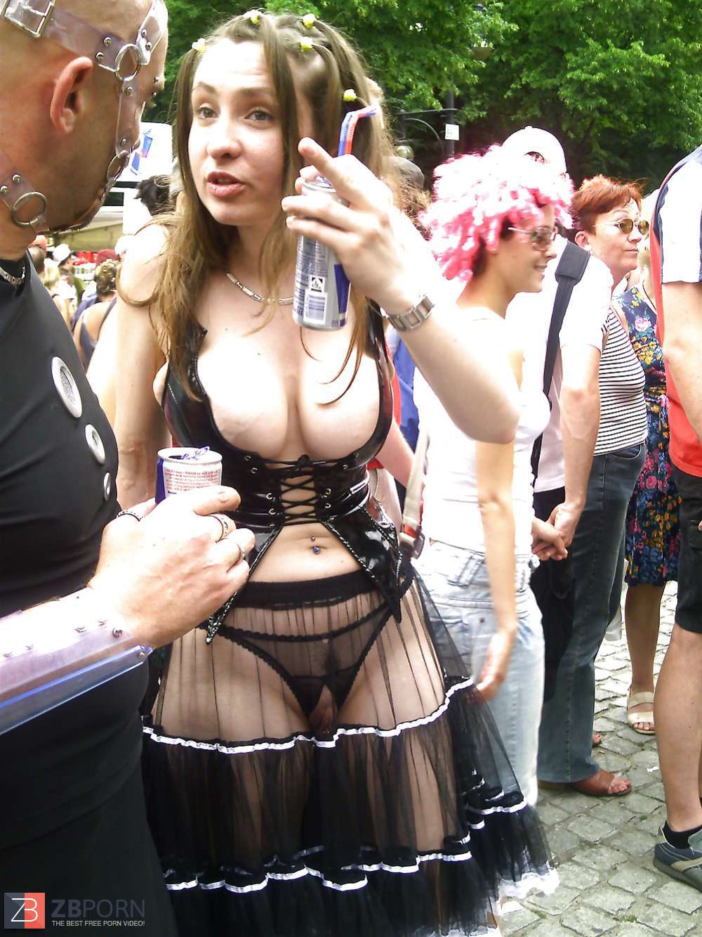 1000px x 1333px - Last Loveparade in Berlin - ZB Porn