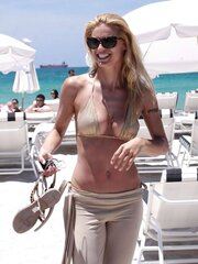 Michelle Hunziker uber-sexy FRESH Bathing Suit Pictures