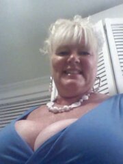 Cheri PLUMPER Thick Orbs Mature Granny