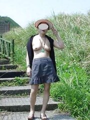 Taiwan mature wifey outdoor photos