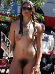 Inborn nudes