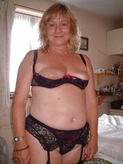 BIG PLUMPER chubby mature wive - teenager public - fett mollig pipe