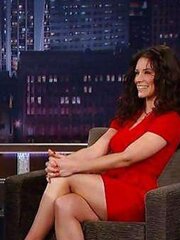 Evangeline Lilly lovely soles